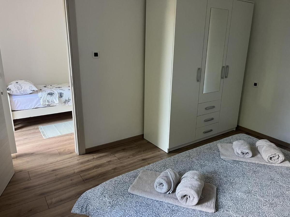 Apartment Hermes Lovran Bagian luar foto